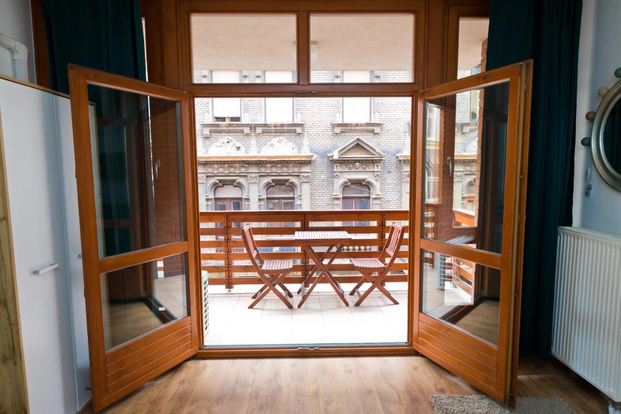 Lovag Studio Apartment Budapest Exterior photo